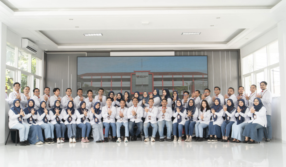 Guru SMK Telkom Sidoarjo